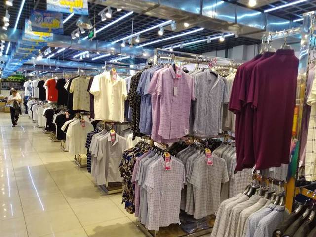 八鋼首家服裝批發城喜迎父親節，男士進店有禮，鞋帽批發優惠多